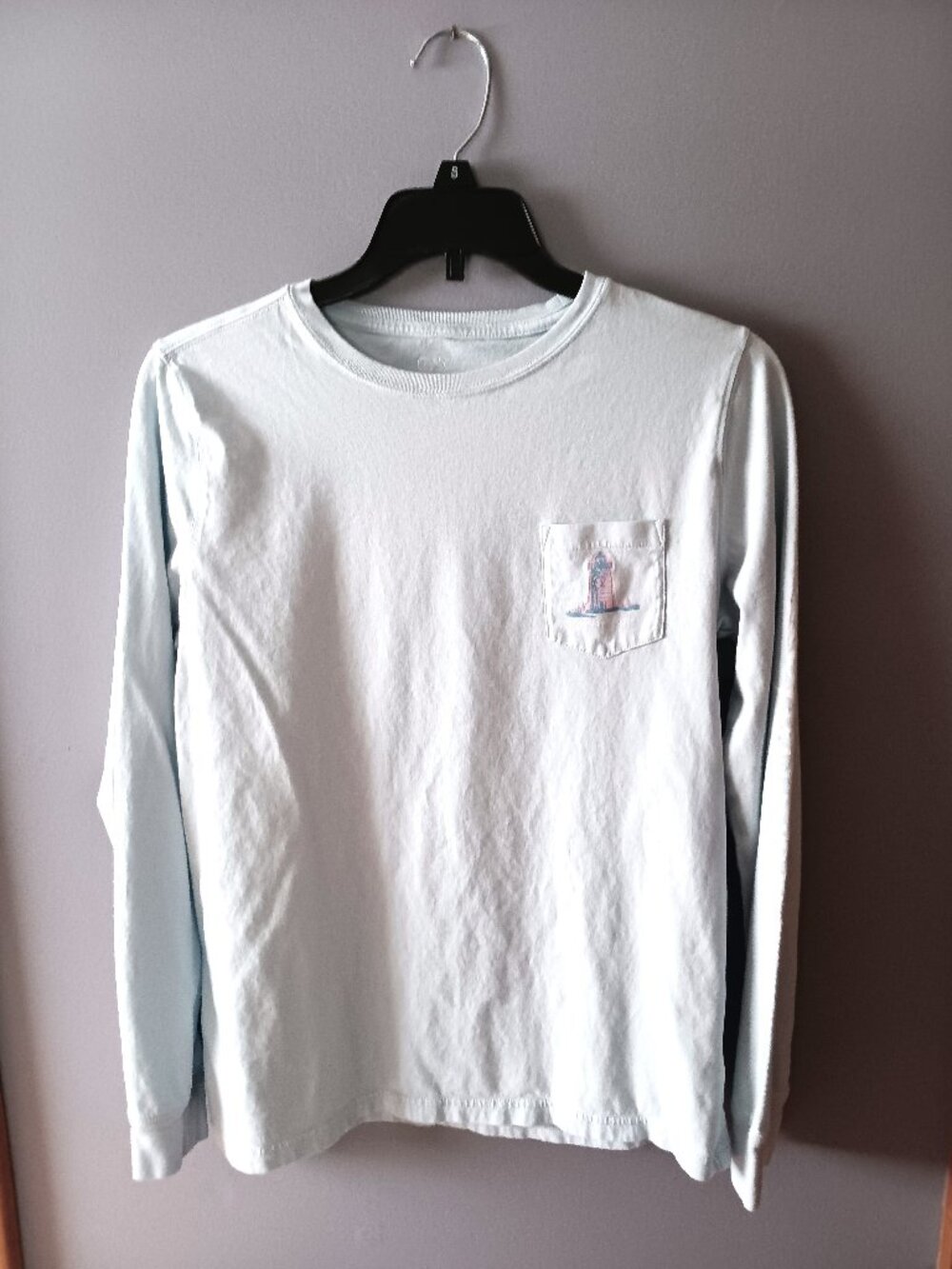 Vineyard Vines Long Sleeved Tee. size S